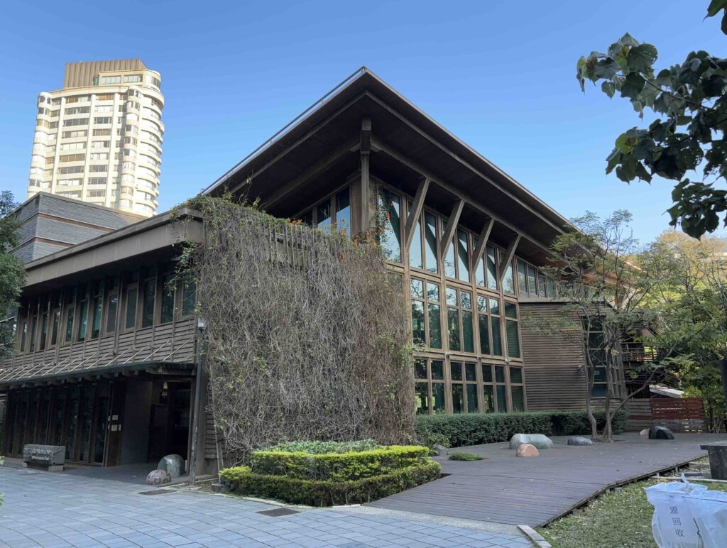 大規模木造　台北市立図書館北投分館
外観