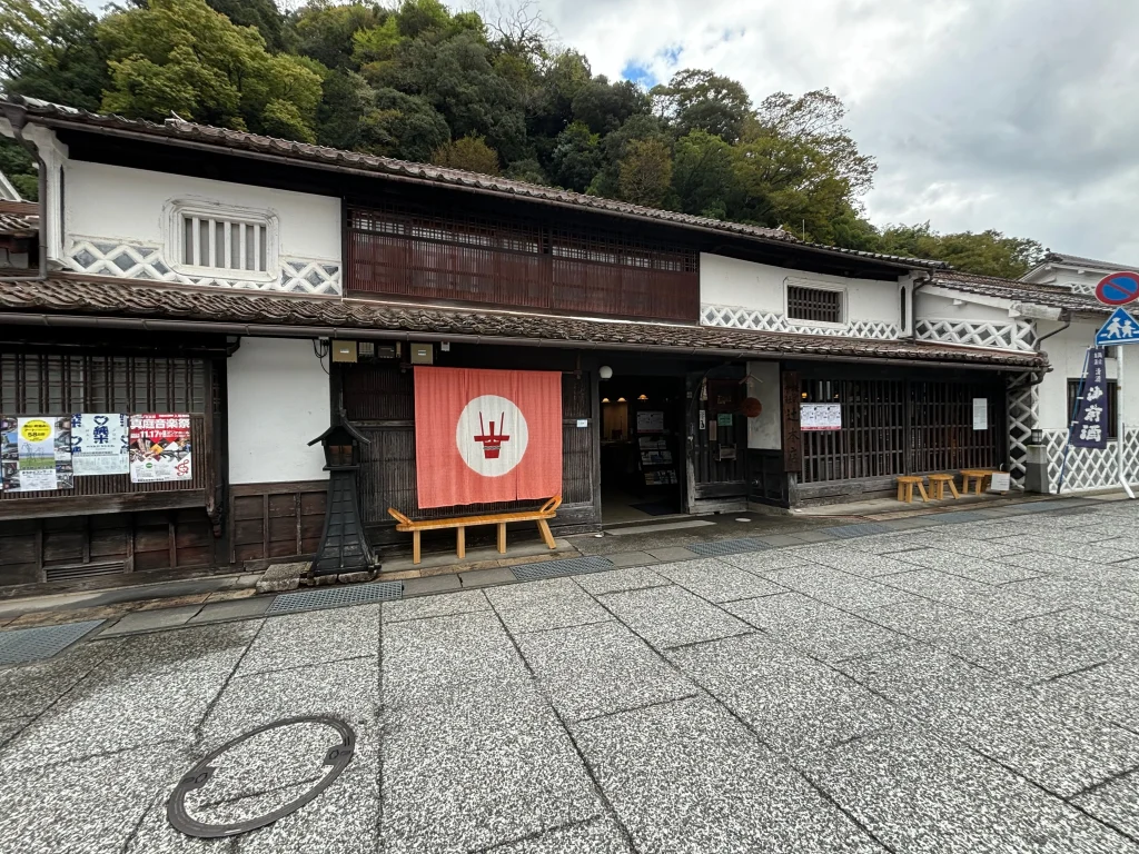 真庭の人気店「西蔵」　日本酒の蔵